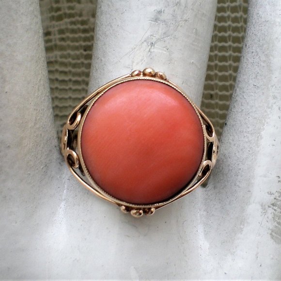 Antique Deco Solid 14K Yellow Gold 15MM Mediterranean Salmon Red Coral Ring